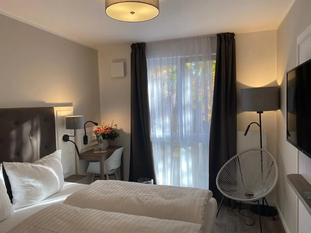 Signature East Hotel Falk Hamburg 3*,
